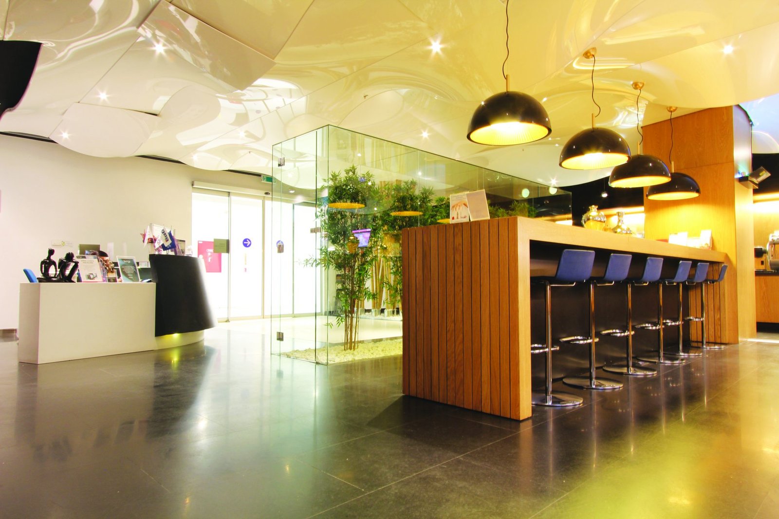 AKBANK WINGS PRIMECLASS LOUNGE