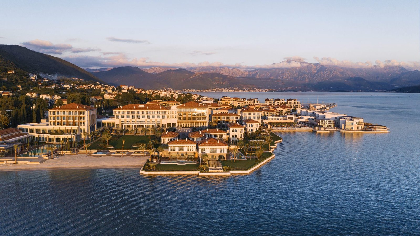 PORTONOVI RESORT HOTEL & RESIDENCE