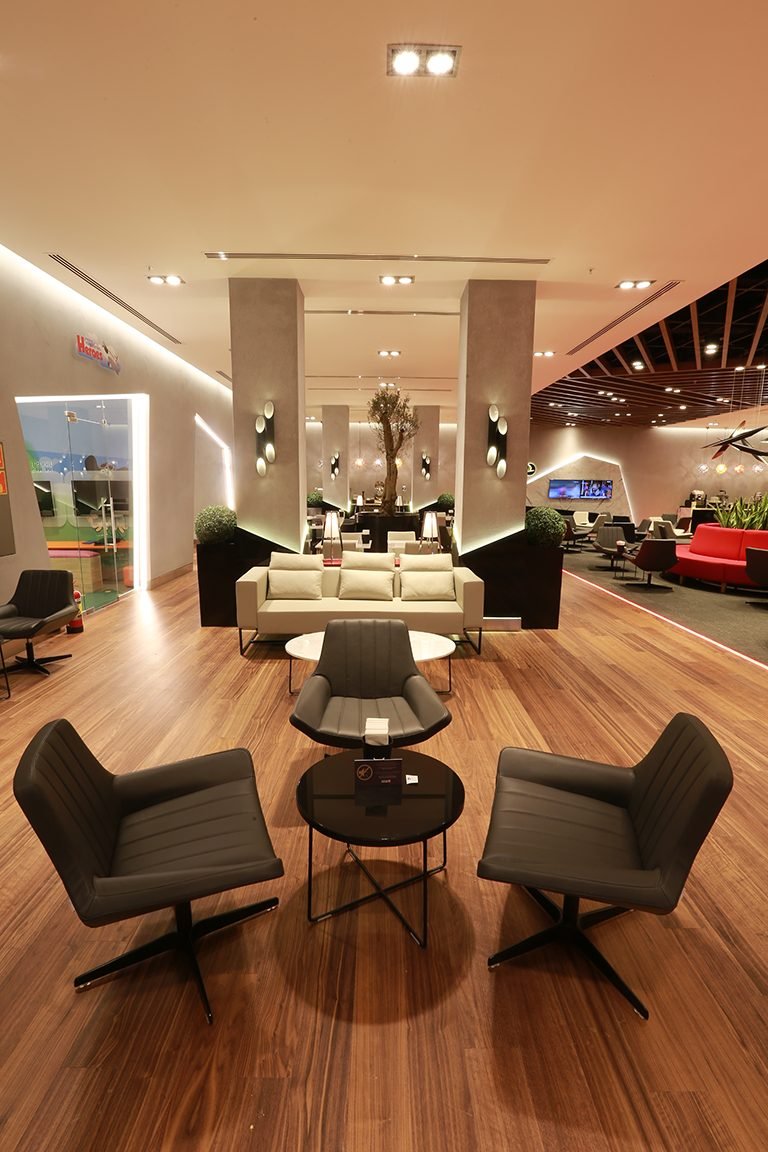 TURKISH AIRLINES LOUNGE ISTANBUL 